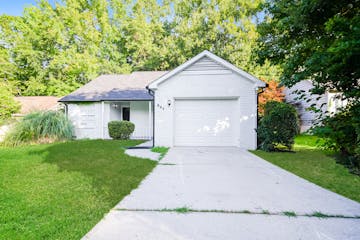 801 Redland Dr Jonesboro, GA 30238